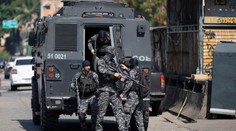 Krvavý štvrtok v Riu de Janeiro: Výsledkom razie proti drogovým gangom je 25 mŕtvych