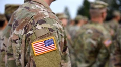 Ďalšia žena z Levíc takmer naletela „vojakovi americkej armády“. Prekvapí vás, odkiaľ bol podvodník
