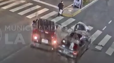 VIDEO: Druhýkrát sa narodila. Žena sa akoby zázrakom vyhla hrozivo vyzerajúcej nehode