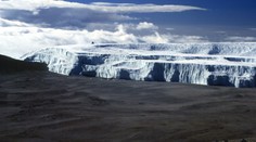 Od antarktického ľadovca sa odlomila kryha veľká ako Londýn