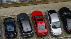 Muž nechal auto na tom istom mieste sedem rokov. Prišla mu závratná pokuta s bizarným odôvodnením