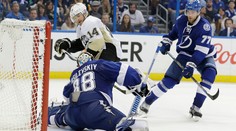 Pittsburgh vyhral na ľade Tampy Bay a v sérii vedie 2:1