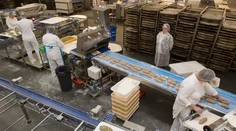 Tragédia vo fabrike známeho výrobcu pečiva na juhu Slovenska. Zomrel mladý zamestnanec