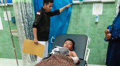 Krokodíl zaútočil na 11-ročného chlapca. Odvážna matka skočila do vody a zachránila ho