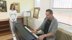 Má výnimočný dar, život sa s ňou však nemaznal. Talentovanej Veroniky sa ujalo známe spevácke trio