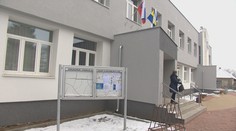 Dedina na juhu si zvolila novú starostku, úradujúci starosta jej blokuje nástup