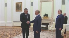 Fico žiadne protiopatrenia voči Ukrajine neurobí. Podľa dvoch exdiplomatov na to nemá silu