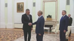 Fico žiadne protiopatrenia voči Ukrajine neurobí. Podľa dvoch exdiplomatov na to nemá silu