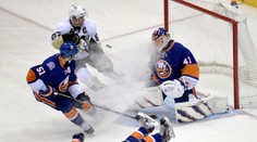 Halák prispel k výhre nad Penguins 21 úspešnými zákrokmi