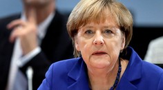 Merkelová chce znížiť počet migrantov do EÚ