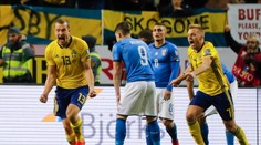 VIDEO: Švédsky triumf v prvom dueli baráže MS nad Talianmi zariadil náhradník