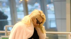 Toto, že je niekdajšia sexbomba? Pamele Anderson sa niečo stalo s tvárou