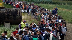 Cez územie Chorvátska prešlo za 2 týždne vyše 90-tisíc migrantov