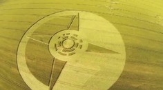 Záhadný obraz v obilí sa objavil len sto kilometrov od slovenských hraníc