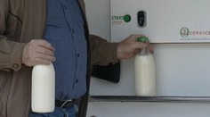 Slovákov automaty na mlieko nezaujali. Prevádzky budú vo veľkom rušiť