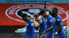 Chelsea prehrala v Sheffielde vysoko 0:3 a skomplikovala si boj o Ligu majstrov