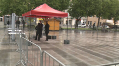 Po roku späť na mieste činu. Rokovanie vlády v Handlovej sprevádzajú prísne bezpečnostné opatrenia