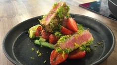 Jahodové ragú s tuniakom