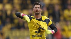 Brankár Dortmundu Bürki nemôže po útoku na autobus spávať