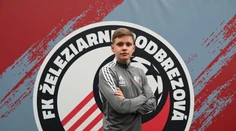 Vyslúžil si rešpekt skúsených futbalistov. Podbrezová má najmladšieho asistenta trénera v Niké lige