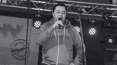 Náhle a nečakane zomrel spevák zo skupiny Maxim Turbulenc, mal 53 rokov