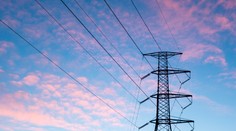 Odborník na energie radí: Svieťte len keď musíte, sprchujte sa vlažnou a teplo sa obliekajte