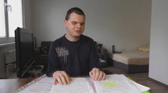 Nevidiaci Ondrej a Lenka musia pri hypotéke platiť vyššie poplatky. Hovoria o diskriminácii