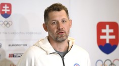 O jednotke v bránkovisku na OH ešte rozhodnuté nie je. Nováčikovi nedorazila časť výstroja