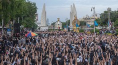 Protesty nie len v Bielorusku ale aj v Thajsku. Tisíce nespokojných obyvateľov v uliciach