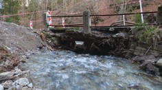 Problémy pre obyvateľov i návštevníkov bývalých známych kúpeľov. Most na jedinej ceste do Korytnice je vážne poškodený