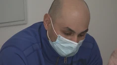 Väzba si ho počkala. V prípade drogového dílera Erika, ktorý dorezal mladíka, nastal posun