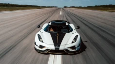 Švédsky Koenigsegg stanovil nový svetový rekord. Elektrický Rimac odsunul na druhé miesto