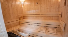 Päť mladých ľudí zahynulo pri požiari sauny