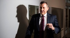 V mieste Lipšicovho bydliska nahlásili bombu. Špeciálny prokurátor sa za to ospravedlnil susedom