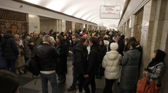 Ukrajina musela po masívnom útoku Ruska núdzovo prerušiť dodávky elektriny