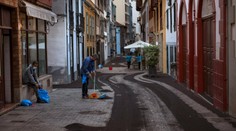 Tisíce ľudí na ostrove La Palma sú v lockdowne pre sopečnú aktivitu