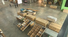 Trhovníci sa sťažujú na zákaz predaja. Niektorí však ostali otvorení aj po kontrole