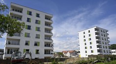 Mladým Slovákom sa rozplýva sen o vlastnom bývaní. Ceny nehnuteľností rastú dvakrát rýchlejšie ako platy