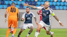 Weiss oslávil stý duel za Slovan dvoma gólmi. Slovan tak posunul do ďalšieho predkola Ligy majstrov