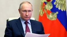 Putin označil dodávky zbraní NATO na Ukrajinu za účasť na konflikte