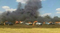 Požiar pri Sládkovičove! Zatiaľ, čo sa kúpali, na parkovisku im zhoreli autá