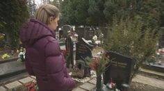 Len pár hodín po smrti jej otca zmizli z jeho účtu stovky eur. Záhadný zlodej kradol každý deň, kým účet nevybielil