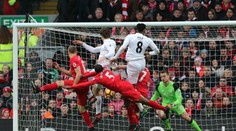 Prekvapenie na úvod 22. kola Premier league: Liverpool doma zakopol so Swansea