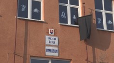 Hrdinka Barbora, ktorá bránila spolužiačku vlastným telom, je už doma. Študenti gymnázia sú v opatere psychológov