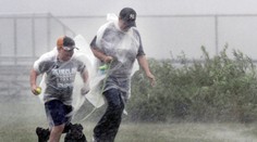 Na východ sa valí ďalšia vlna búrok. Pre tieto okresy platí už 2. stupeň výstrahy
