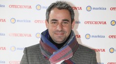 Filip Tůma to schytal rovno medzi nohy. Au, to muselo bolieť