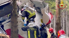 V súvislosti s pádom lanovky v Taliansku vyšetrujú nových podozrivých