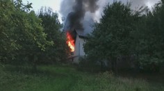 V obci Skalité horel rodinný dom. Štyrom ľuďom pomohol zachrániť si holý život sused