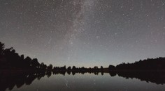 Dnes v noci sa oplatí ostať dlhšie hore. Oblohu rozžiaria stovky meteorov