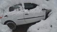 Na Donovaloch sa objavilo auto v rokline. Majiteľ na ňom mohol zarobiť, no teraz mu hrozí mastná pokuta